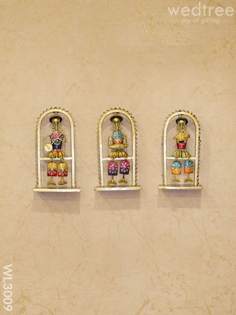 Leg Moving Dolls - Set Of 3 Wl3009 Metal Decor Hanging