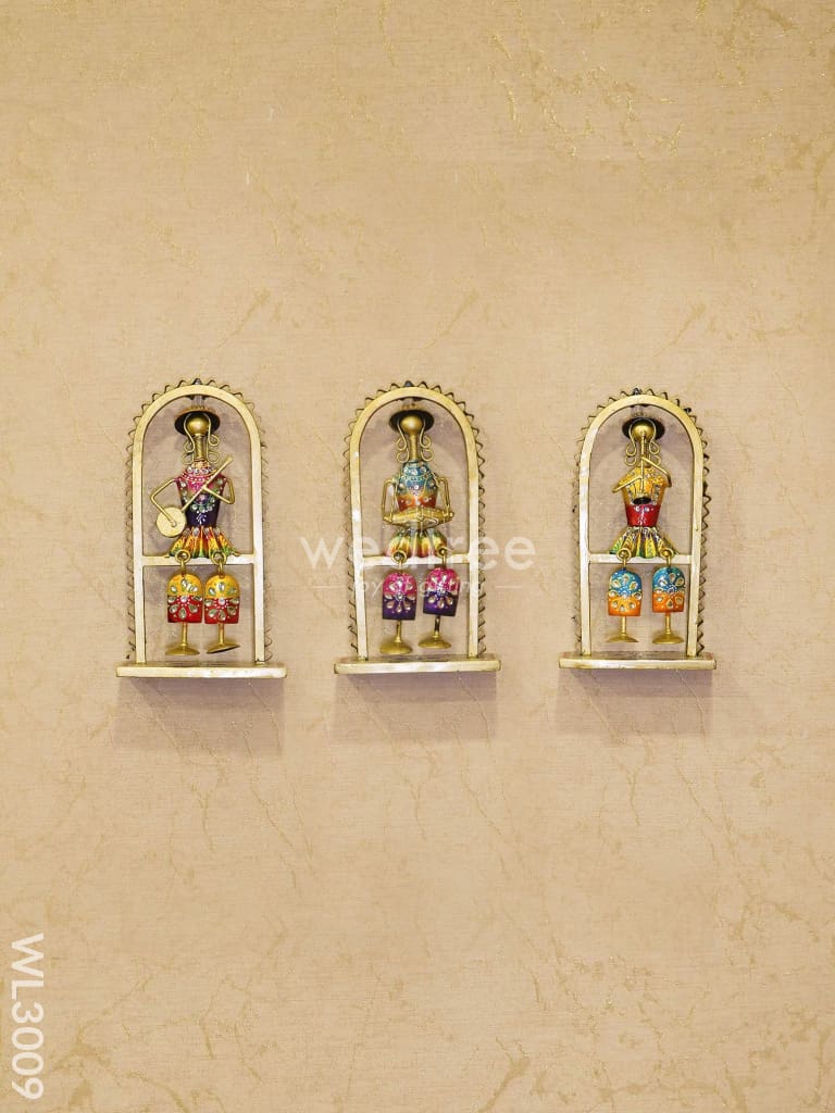 Leg Moving Dolls - Set Of 3 Wl3009 Metal Decor Hanging