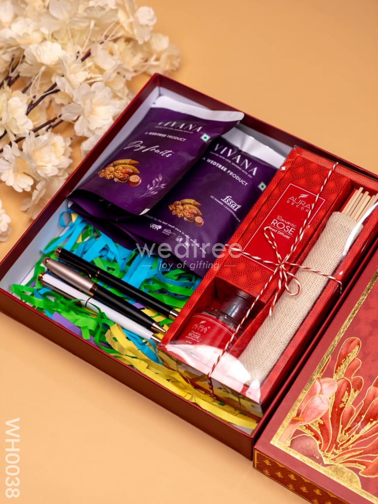 New Year Hamper 4 - Diffuser Pen And Dry Fruits Wh0038 Hampers