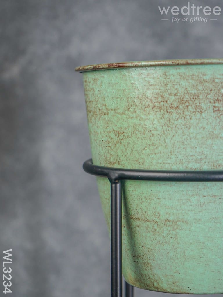 Pastel Green Planter Pot & Stand - Wl3234 Planters