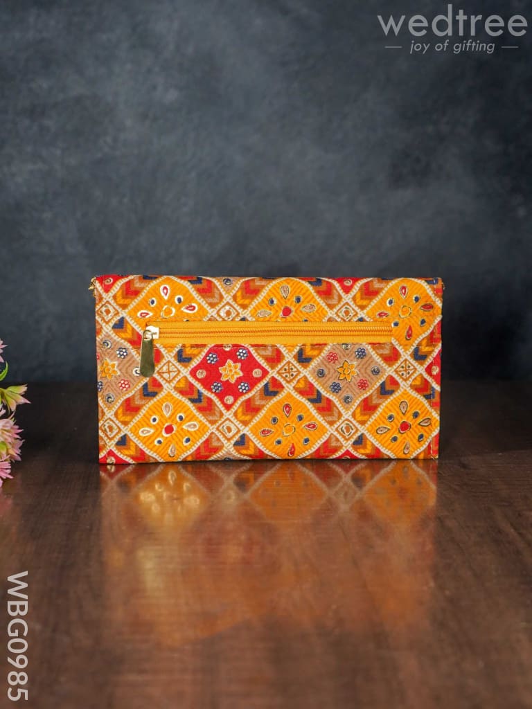 Patola Printed Purse - Wbg0985 Clutches & Purses