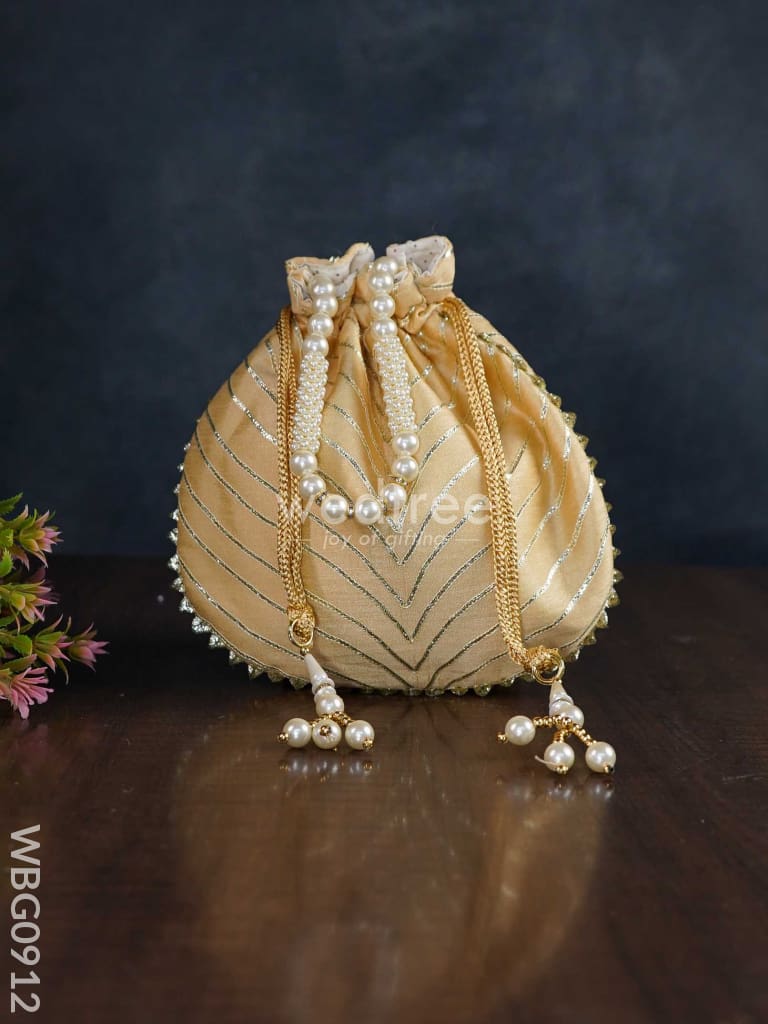 Potli Bag With Golden Lace Work - Wbg0912 Bags