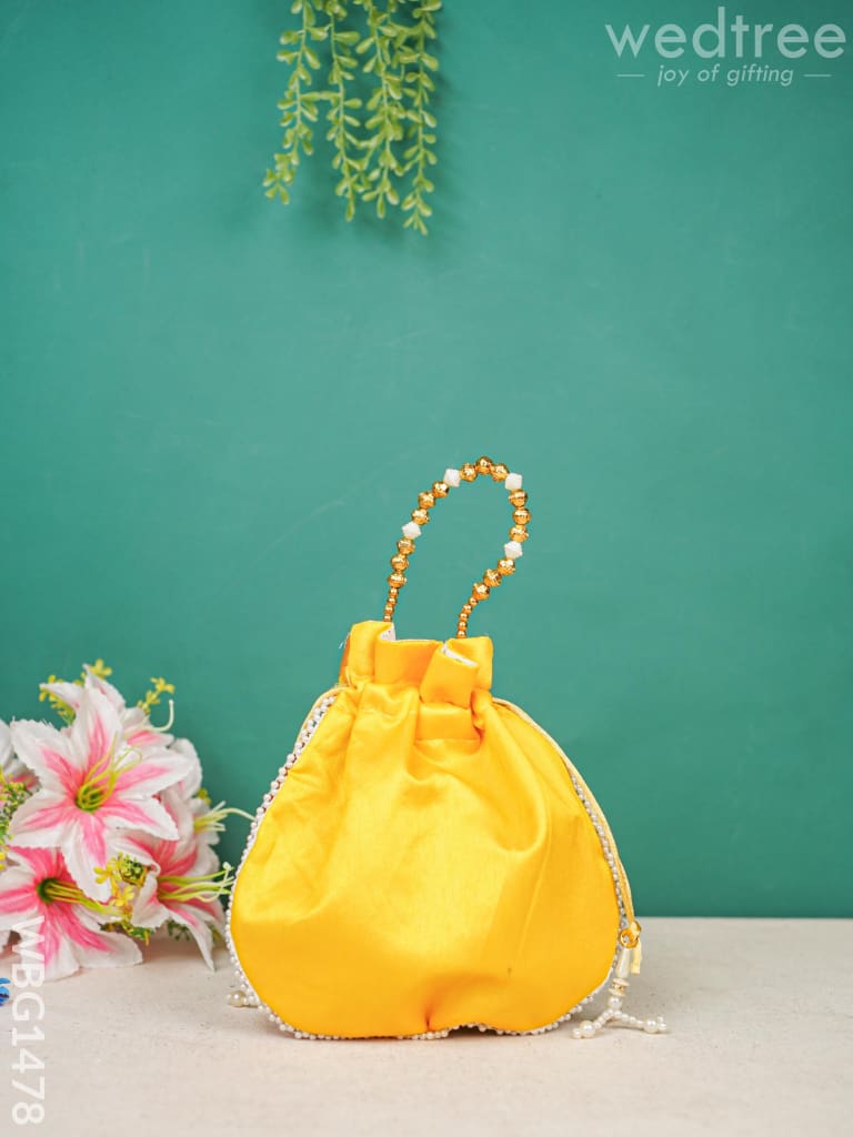 Potli Bag With Lakshmi Design - Wbg1478 Bags