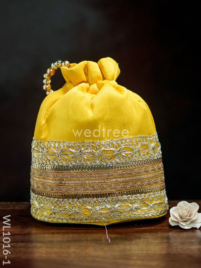 Potli Bag With Layered Embroidery And Zari Work - Wl1016 Bags