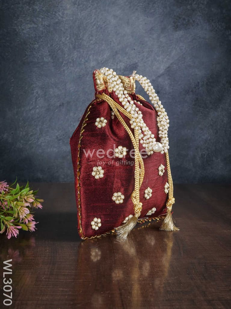 Potli Bag With Pearl Handle And Golden Drawstring - Wl3070 Bags