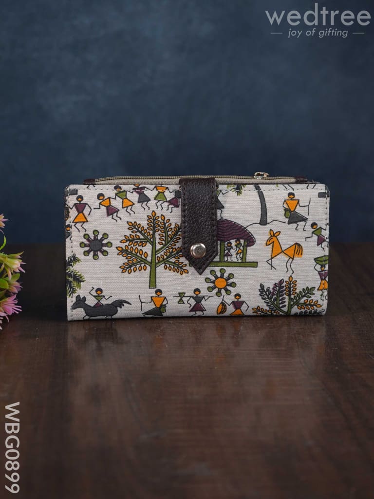 Printed Fabric Clutch With Flip Lock - Wbg0899 Clutches & Purses