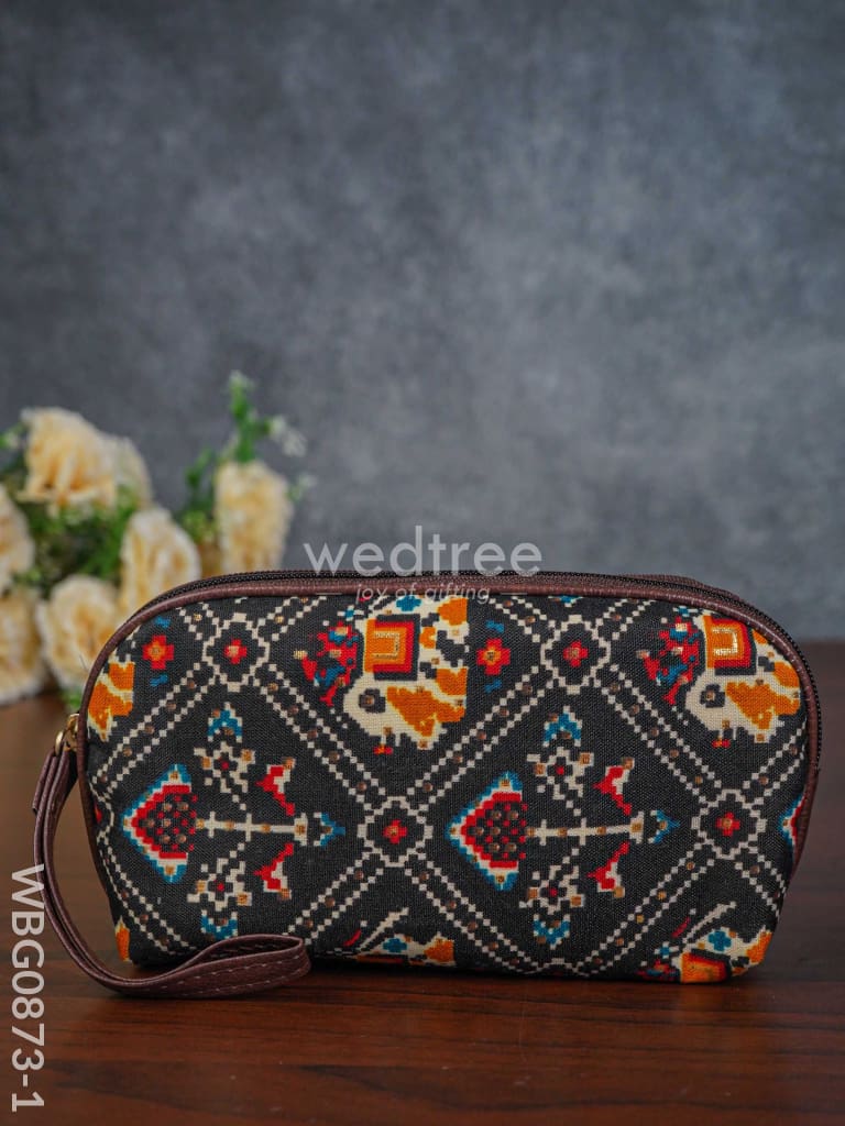 Printed Fabric Purse - Wbg0873 Clutches & Purses