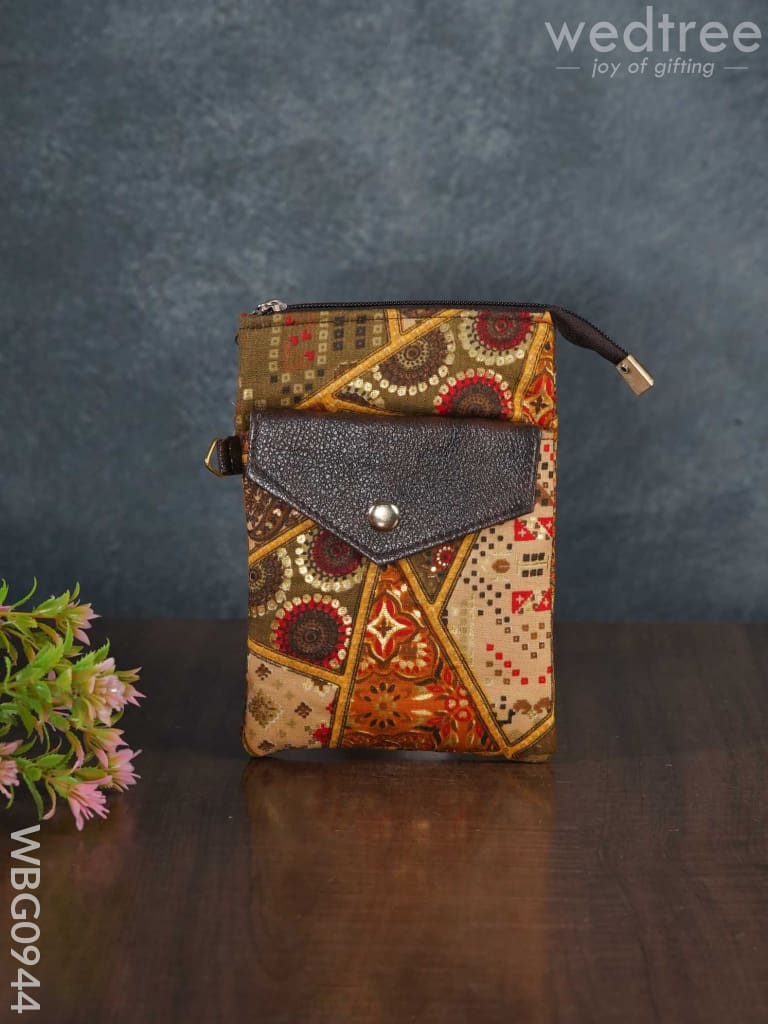 Printed Fabric Sling Bag - Wbg0944 Clutches & Purses