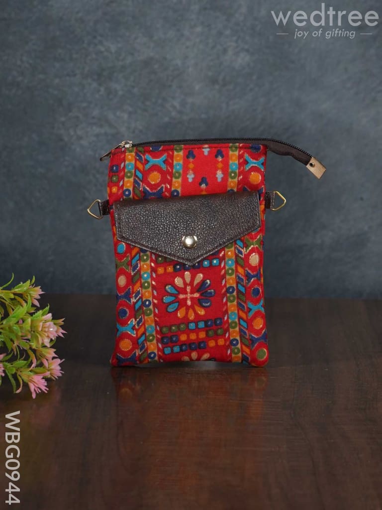 Printed Fabric Sling Bag - Wbg0944 Clutches & Purses