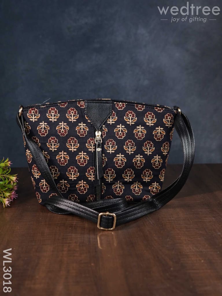 Printed Fabric Sling Bag - Wl3018 Bags