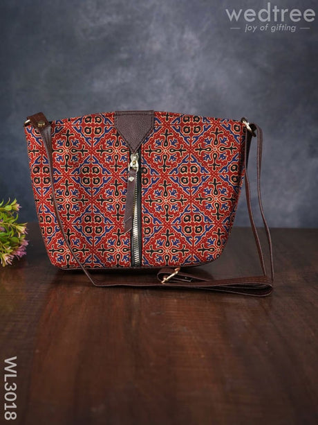 Printed Fabric Sling Bag - Wl3018 Bags