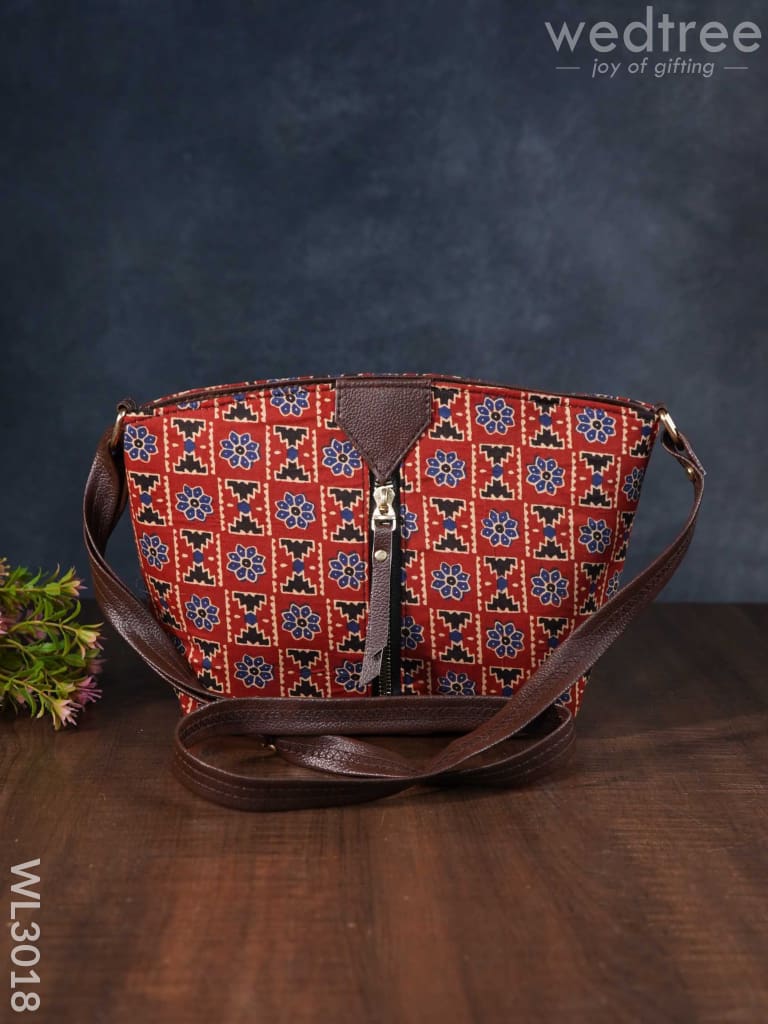 Printed Fabric Sling Bag - Wl3018 Bags