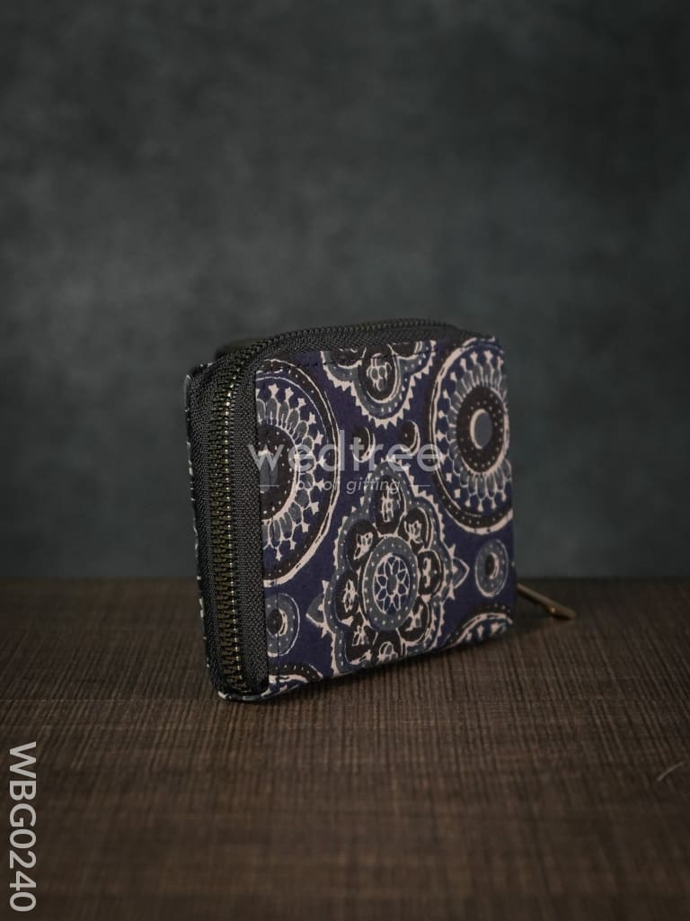 Printed Fabric Wallet - Wbg0240 Clutches & Purses