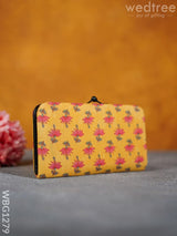 Printed Purse With Lock - Wbg1279 Clutches & Purses