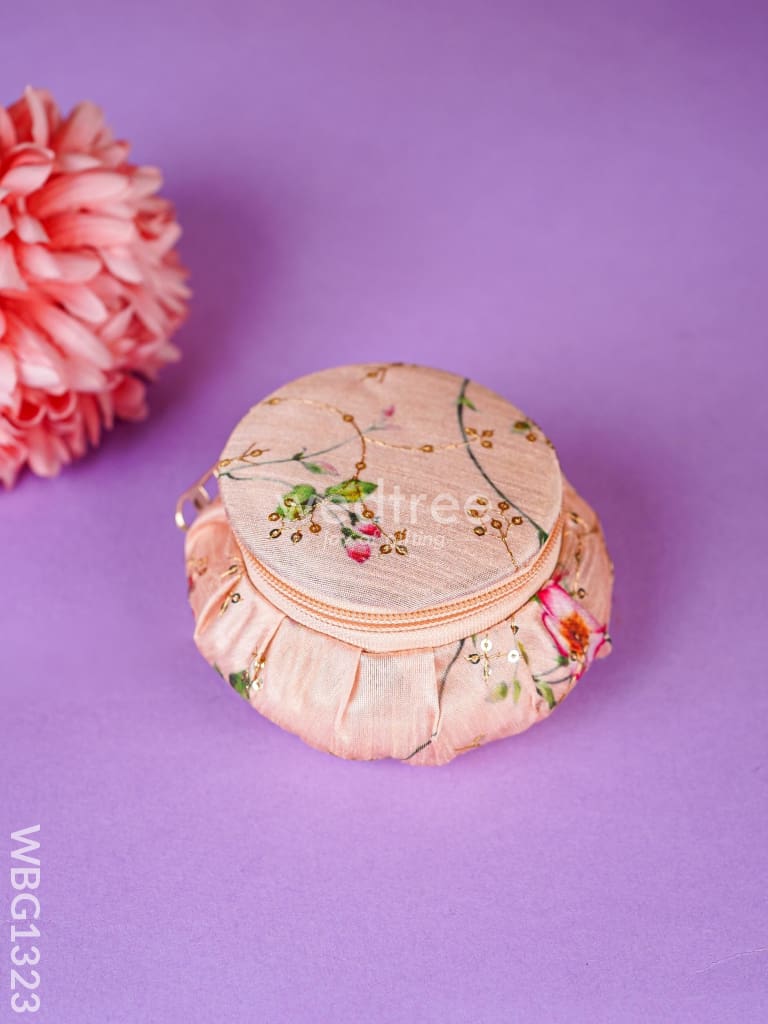 Round Floral Embroidery Bangle Holder - Wbg1323 Jewellery Holders