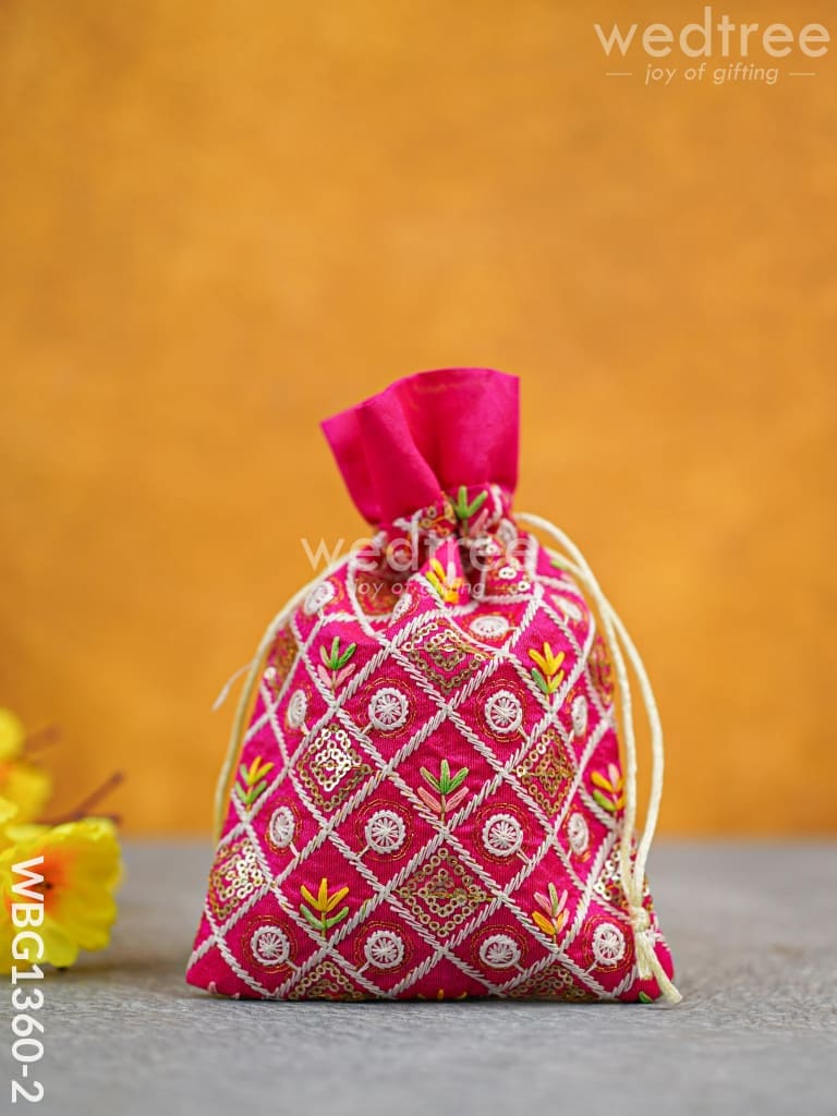 String Bag With Embroidery Work (6 X 7) - Wbg1360-2 Favor Bags