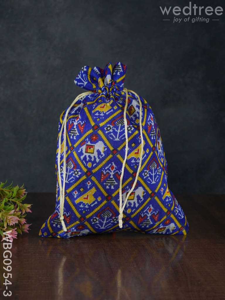 String Bag With Patola Prints - Wbg0954 Bags