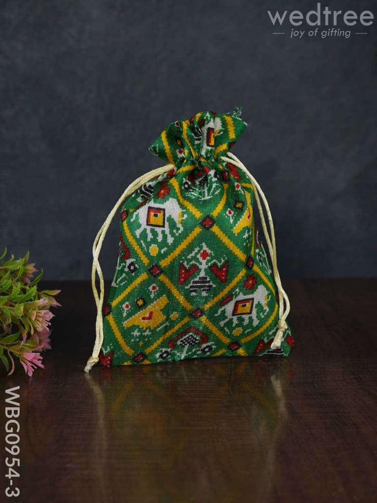 String Bag With Patola Prints - Wbg0954 Bags