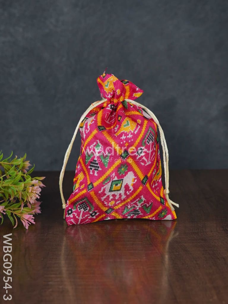 String Bag With Patola Prints - Wbg0954 Bags