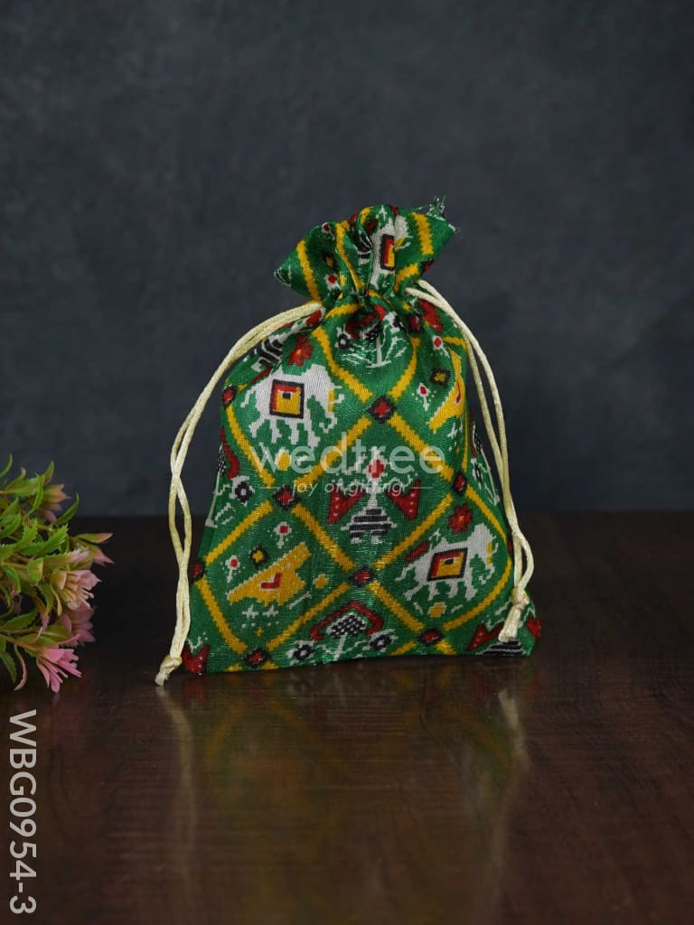 String Bag With Patola Prints - Wbg0954 Bags