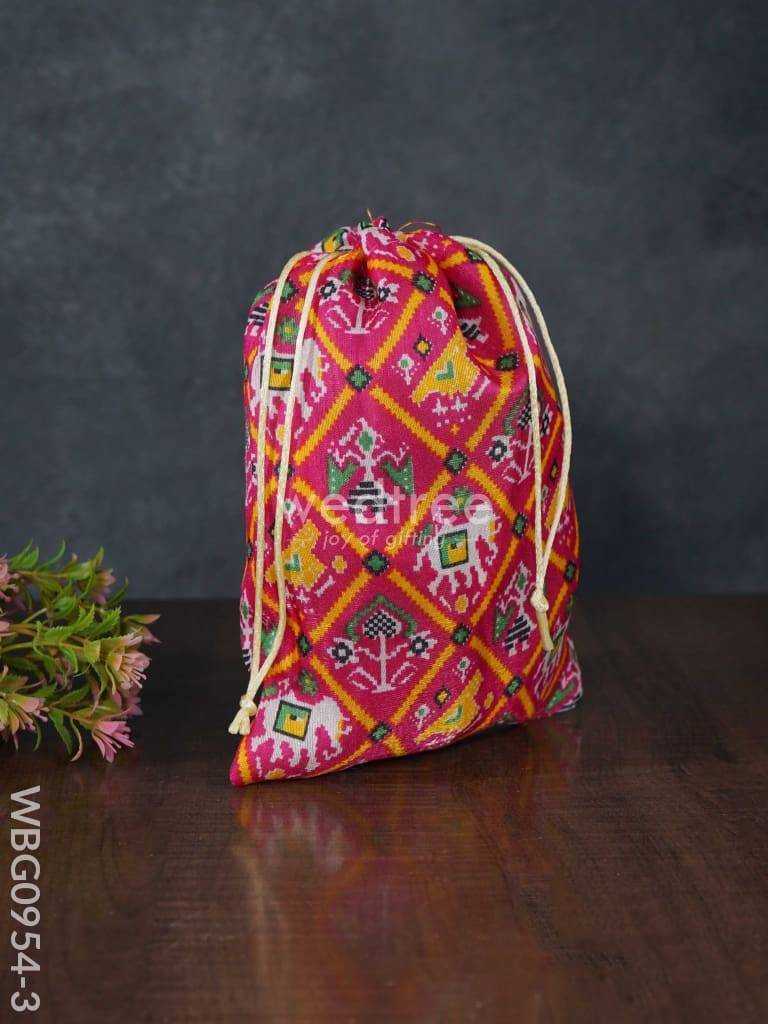 String Bag With Patola Prints - Wbg0954 Bags