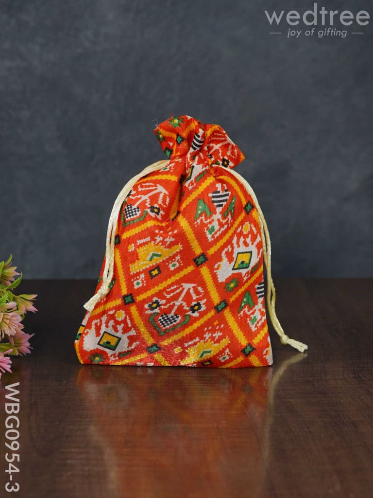 String Bag With Patola Prints - Wbg0954 Small Bags