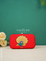 Tanjore Painted Sling Clutch - Wl4246 Clutches And Purses