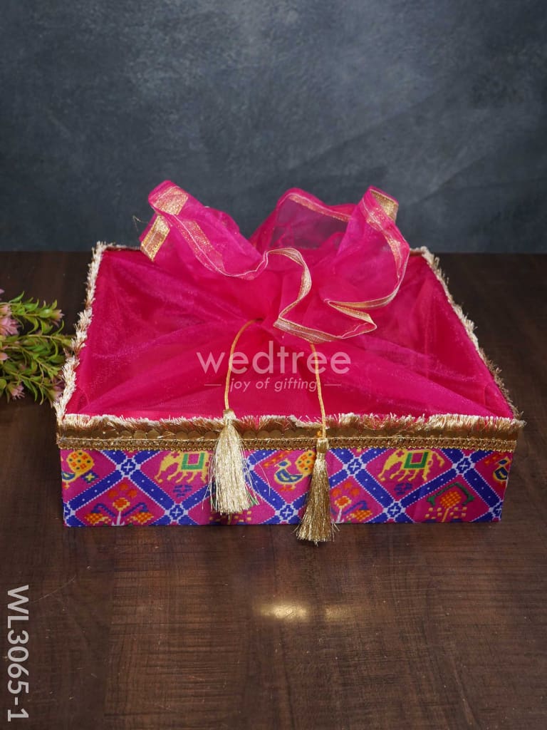 Trousseau Baskets In Patola Fabric With Golden Lace - Set Of 3 Wl3065 Wedding Essentials