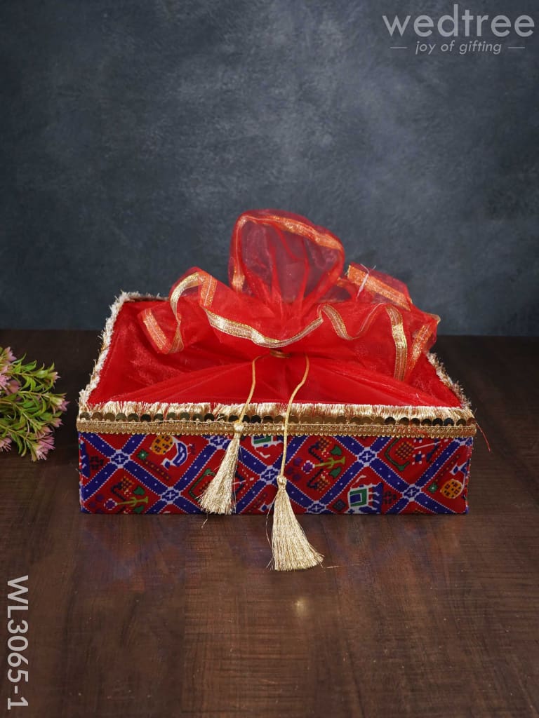 Trousseau Baskets In Patola Fabric With Golden Lace - Set Of 3 Wl3065 Wedding Essentials