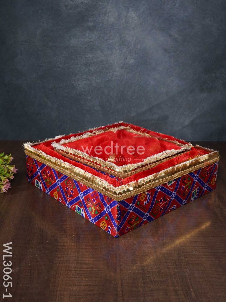 Trousseau Baskets In Patola Fabric With Golden Lace - Set Of 3 Wl3065 Wedding Essentials