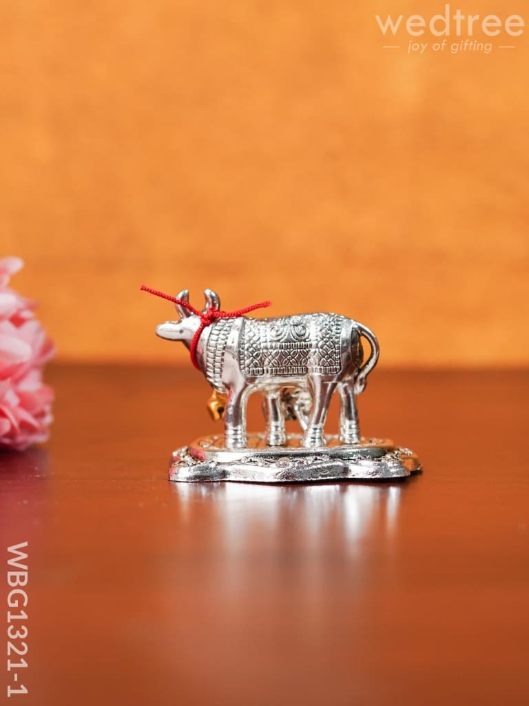 White Metal Cow - Wbg1321 Metal Figurine