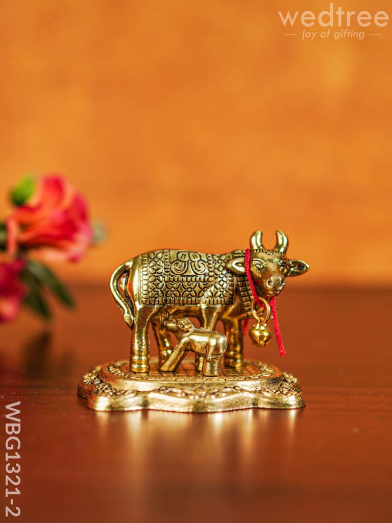 White Metal Cow - Wbg1321 Gold Finish Metal Figurine