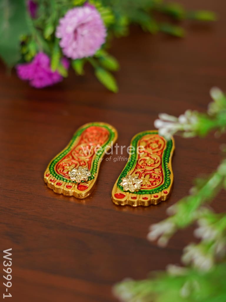 White Metal Meenakari Paduka - W3999 Divine Figurines