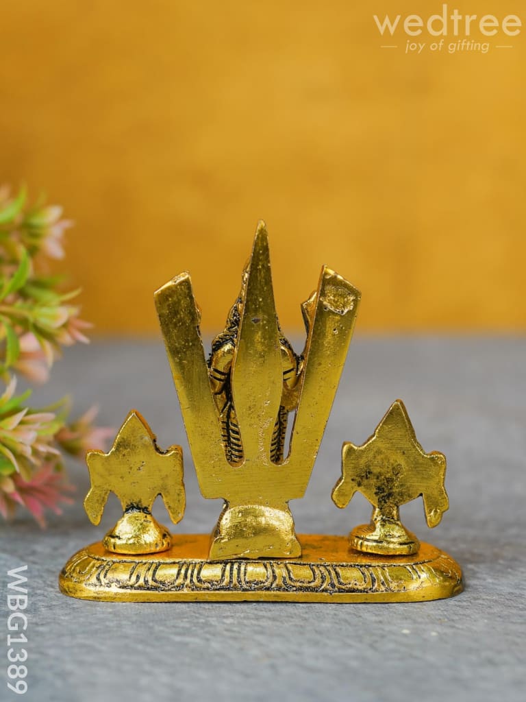 White Metal Tirupathi Balaji Shank Chakra Nama On Oval Base - Wbg1389 Metal Figurine