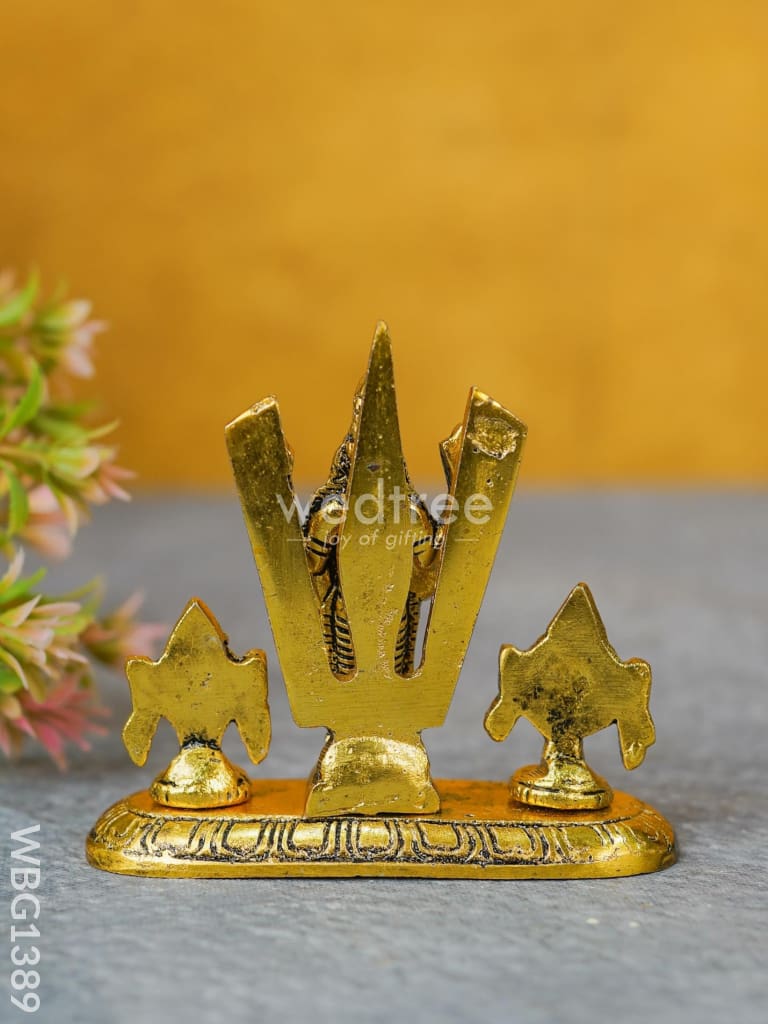 White Metal Tirupathi Balaji Shank Chakra Nama On Oval Base - Wbg1389 Metal Figurine