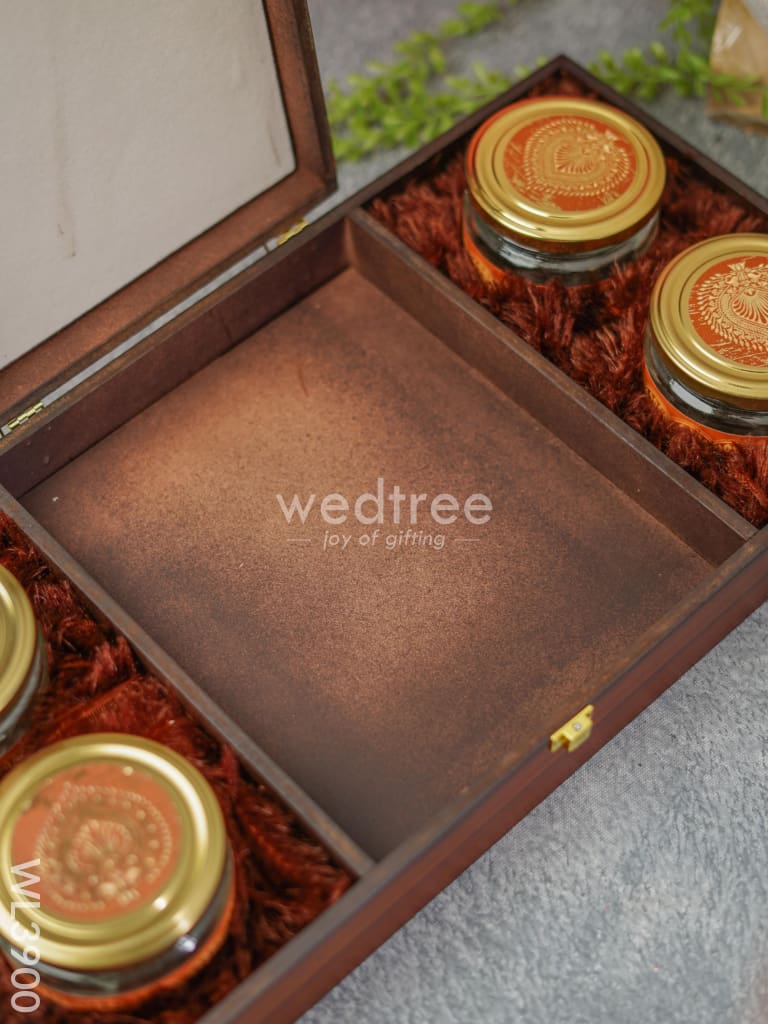 Wooden Dry Fruit Box With 4 Jars - Wl3900