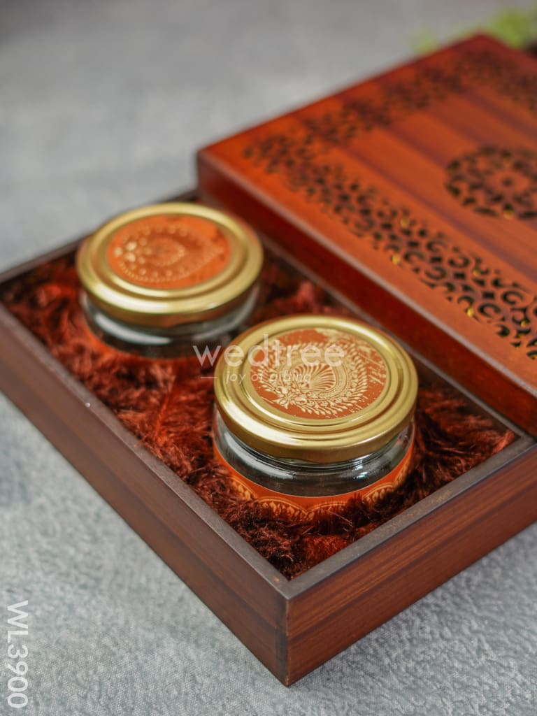 Wooden Dry Fruit Box With 4 Jars - Wl3900