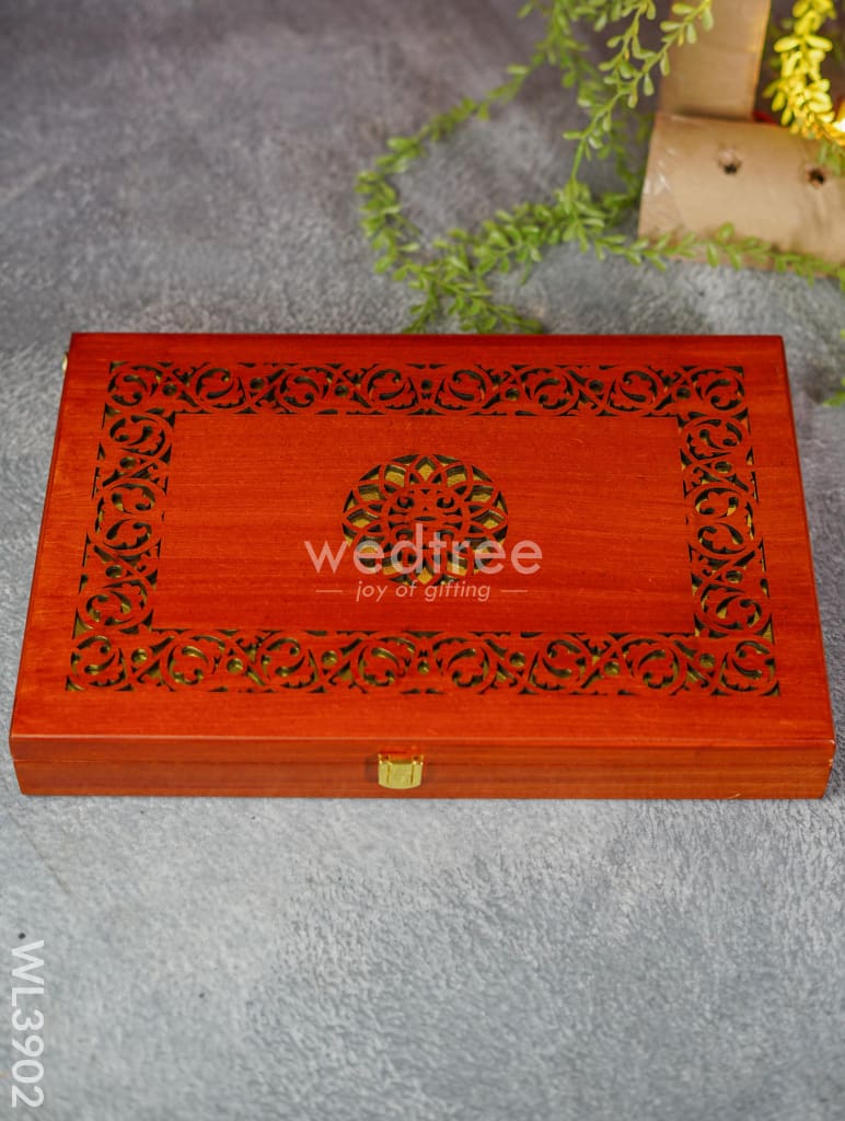 Wooden Dry Fruit Box With 6 Partition - Wl3902