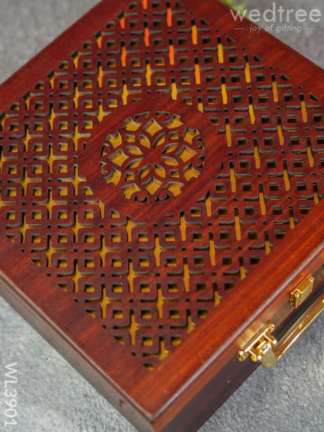 Wooden Floral Engraved Dry Fruit Box - Wl3901