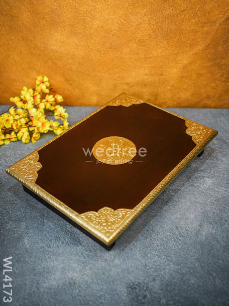 Wooden Manai With Brass Finish(20 X 15) - Wl4173