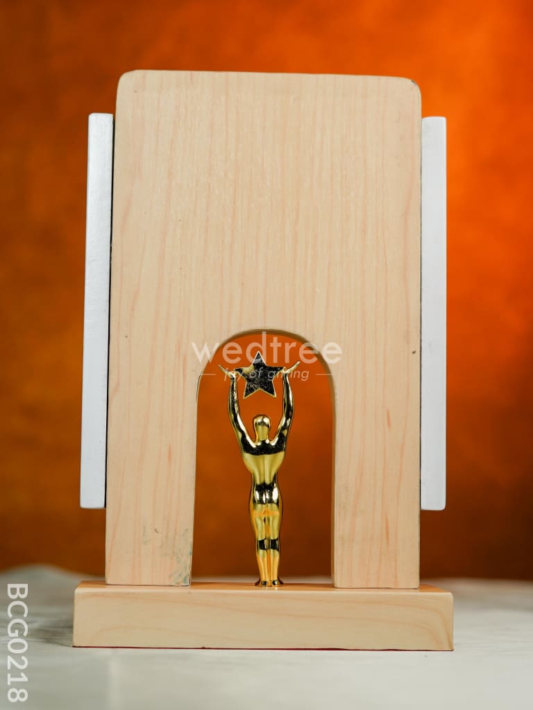 Wooden Trophy With Man Holding Star - 10 Inch Bcg0218 Branding